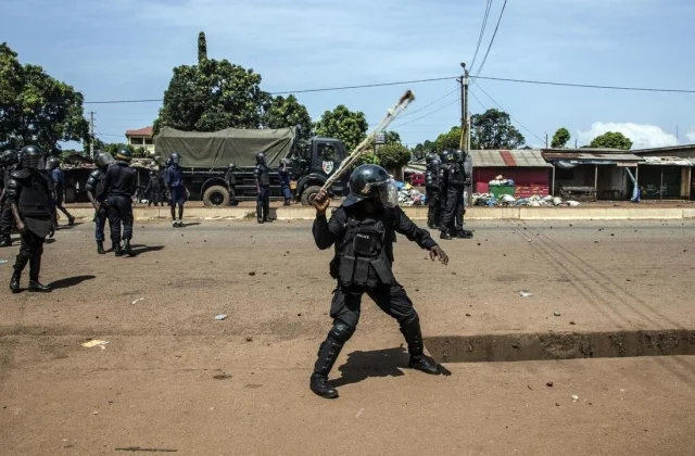 violent clashes between protesters and police in Conakry