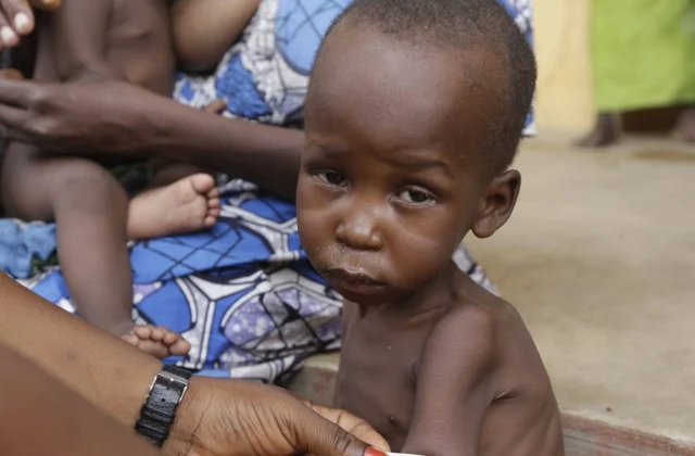 140,000 Nigerian children die of pneumonia every year