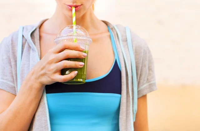15 Greatest Drinks to Have Each Day for a Flat Stomach