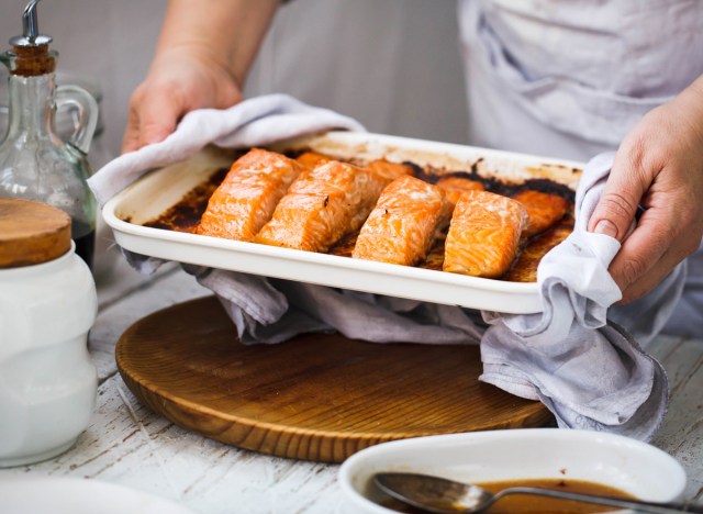 lose your intestine: 50 meals that assist soften stomach fats 203 baked salmon on oven tray