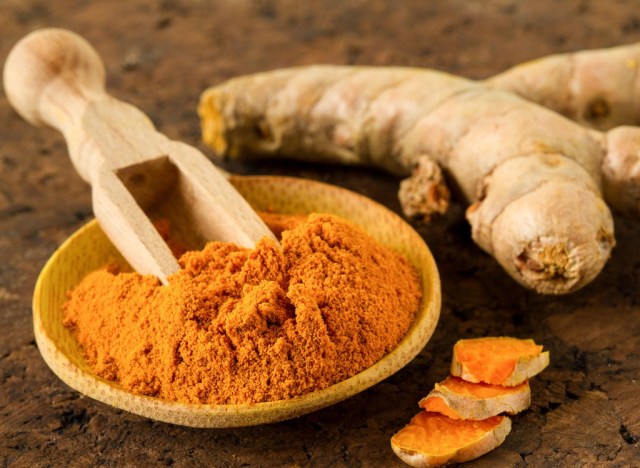 turmeric powder and root