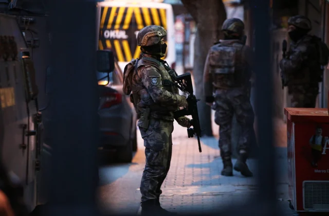 Turkiga Ayaa Qabtey xubnood ka tirsan Daesh oo rabay in ay weeraran Saldhiga Incirlik