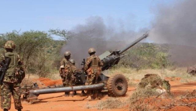 Al-Shabaab militants launch raids on Kenyan army bases