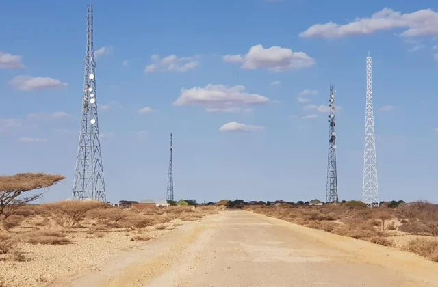 Al-Shabaab oo sheegtay in ay qabsatay Deegaan u dhaxeeya