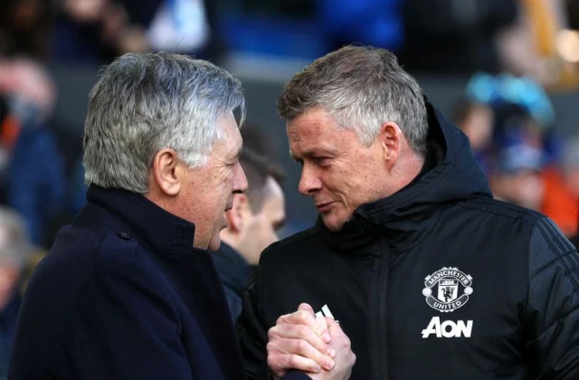 Carlo Ancelotti Oo Farriin Khibradeed Iyo Waayo-aragnimo U