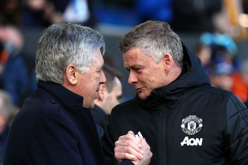 Carlo Ancelotti Oo Farriin Khibradeed Iyo Waayo-aragnimo U