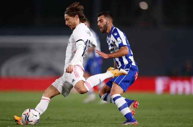 Deportivo Alaves Oo Guul Weyn Ka Soo Gaartay Real Madrid