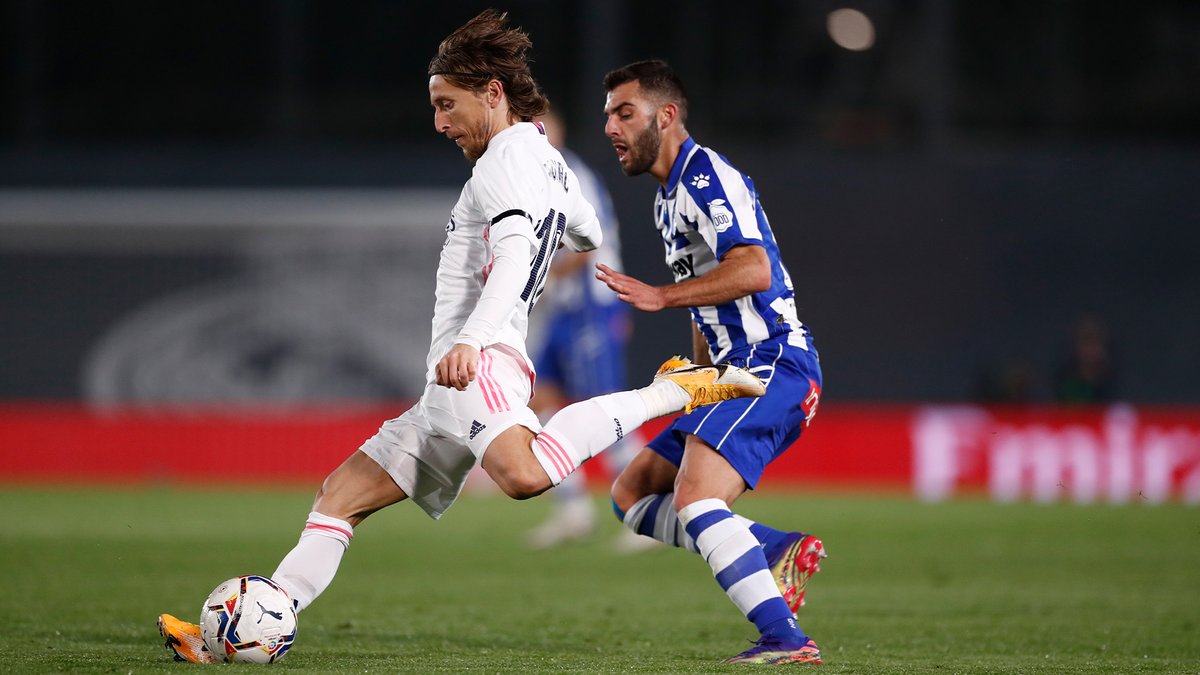 Deportivo Alaves Oo Guul Weyn Ka Soo Gaartay Real Madrid