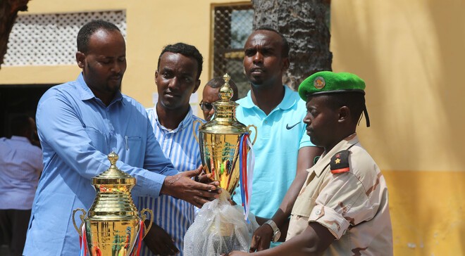 Djibouti troops donate sports activities tools in Somalia