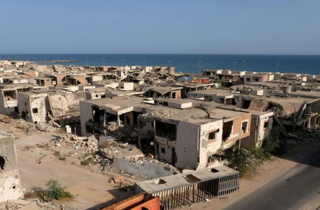 Haftar militias order fishermen to leave Sirte harbor despite an agreement
