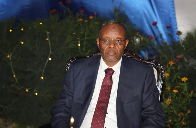 “Hogaamiyayaasha Ka cabanayeysa Guddiga Doorashada dib ha u