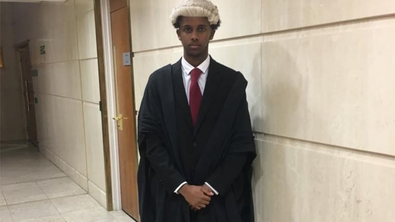 Jaamacadda Manchester oo Ceerisay Saraakiil cunsuriyaysay