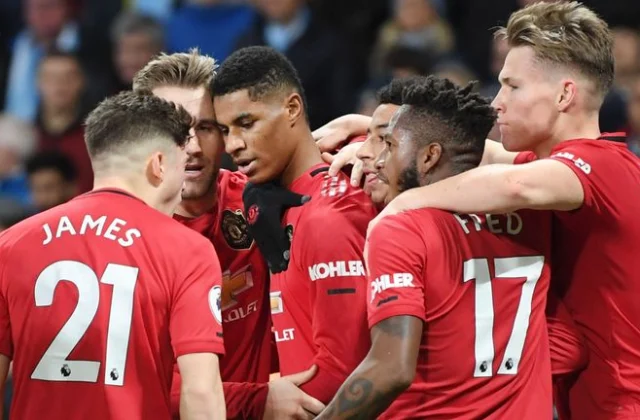 Mushaharka Ciyaaryahanadda Manchester United Ee