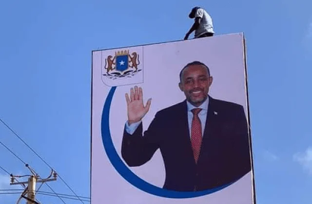 Raysul Wasaare Rooble oo maanta tagaya Magaalada Baydhabo.