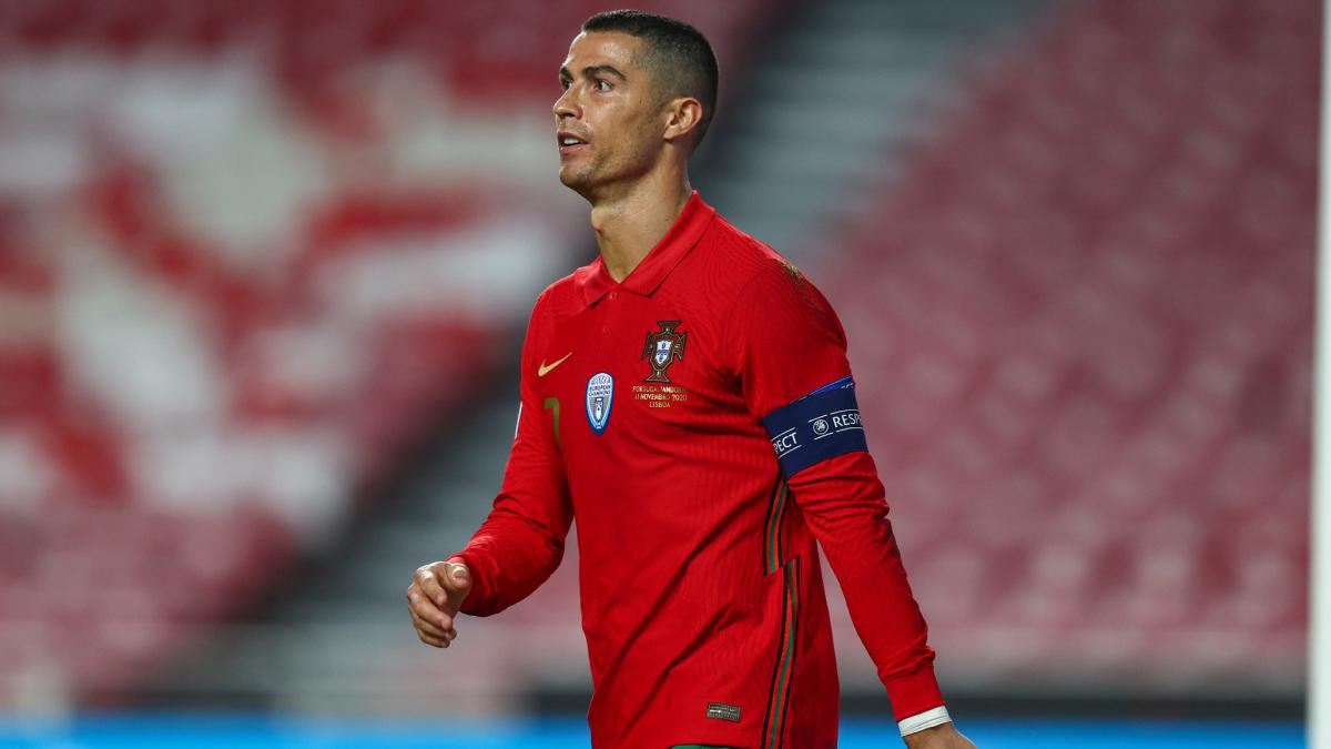 Santos Oo Difaacay Sababta Uu Keyd U Geliyay Cristiano
