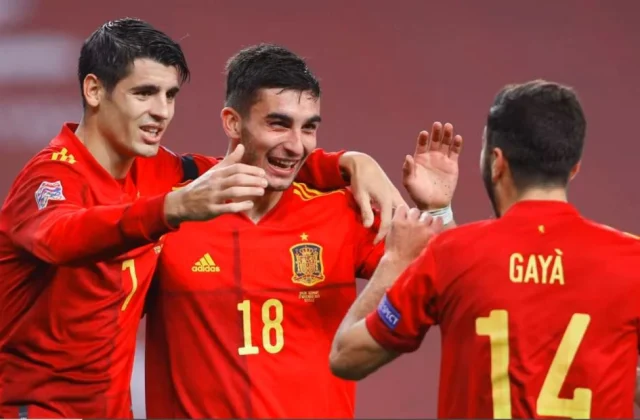 Spain Oo LIX Gool Ku Xasuuqday Jarmalka, Torres Oo