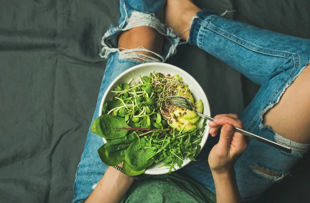 This Weight-reduction plan Is Harmful for Your Bones, New Study Finds