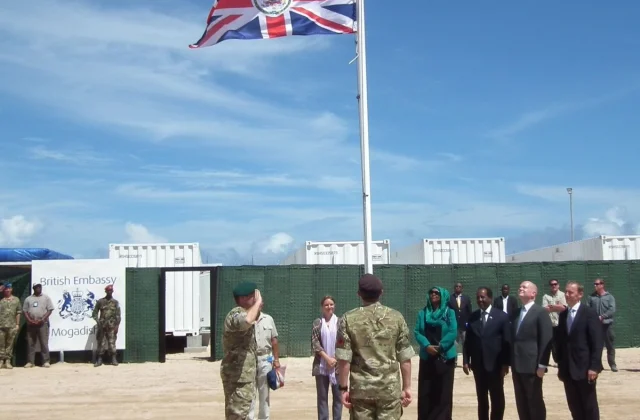 UK oo taageereysa howlgal dib loogu furayo wadada isku xirta