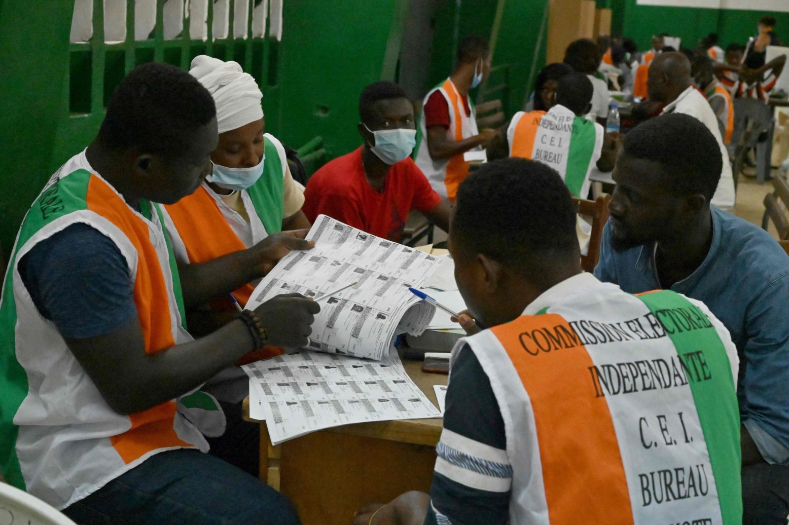 Violence across the election in Côte d’Ivoire might have killed 32 individuals thus far