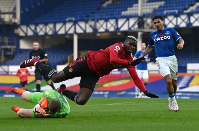 Waa Maxay Sababta Paul Pogba Looga Saaray Liiska Ciyaaryahanadda