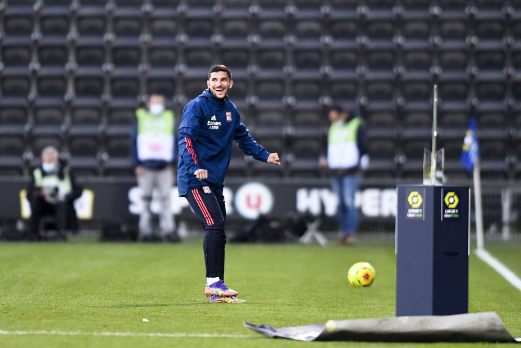 Xiddigii Arsenal Ay Dooneysay Houssem Aouar Oo Diiday