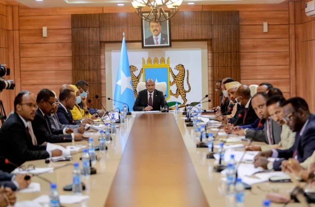 Xukumadda Soomaaliya oo Sacba tuntay qaabka loo soo xulay