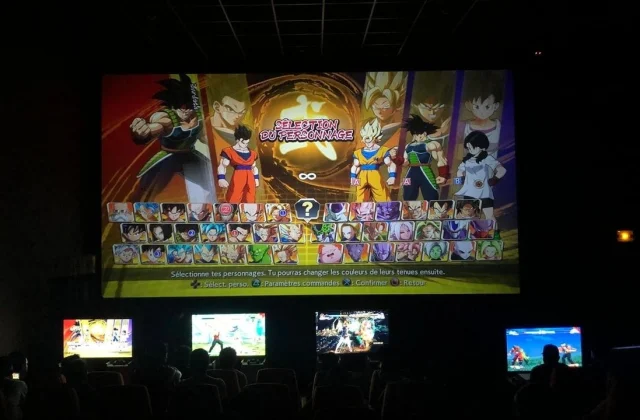 a video game tournament on cinema screens