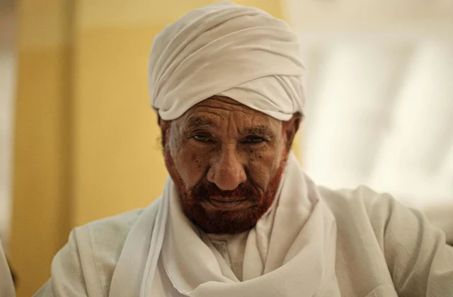 former Prime Minister Sadeq al-Mahdi died of Covid-19