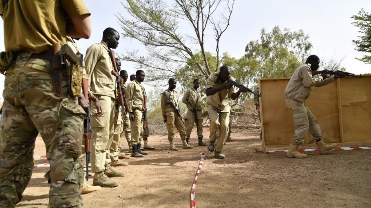 fourteen soldiers killed in the middle of an election campaign