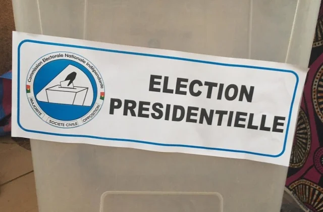 opening of polling stations for double voting