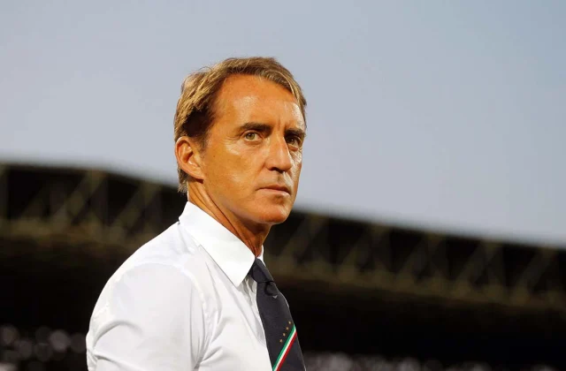 Tababaraha reer Talyaani Roberto Mancini oo laga helay Covid-19