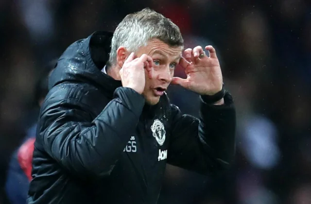 Man United OO Wadahadal La Bilowday Tababarihii Ay Ku Bedeli