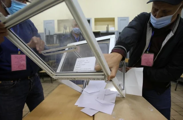 the constitutional referendum marked by a record-breaking abstention