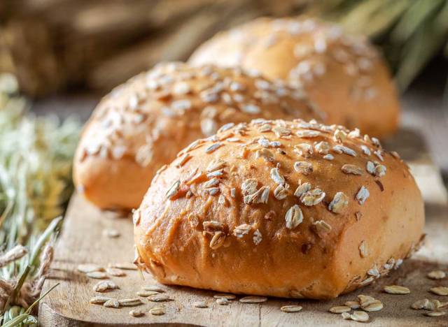 wholemeal dinner roll topped with oats