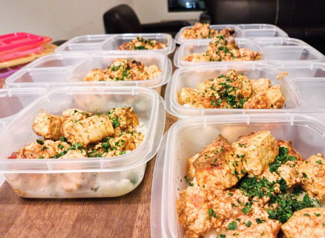 the habits that drive essentially the most weight lack of all, consultants say 40 prepared chicken containers on a table