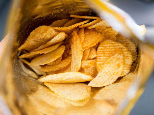 7 widespread pantry that makes you achieve weight 38 ridge potato chips in the bag