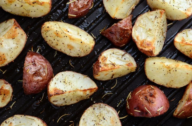 What occurs to your physique if you eat potatoes