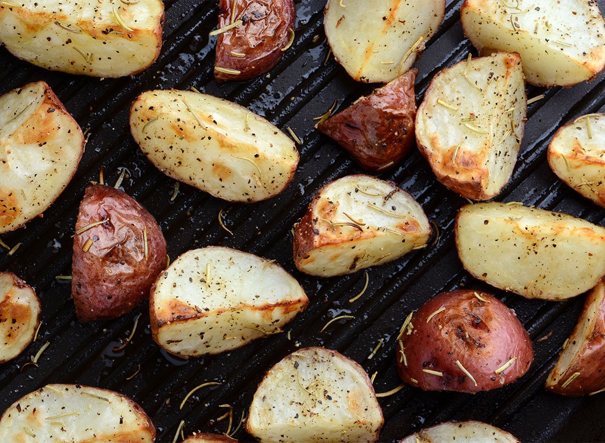 What occurs to your physique if you eat potatoes