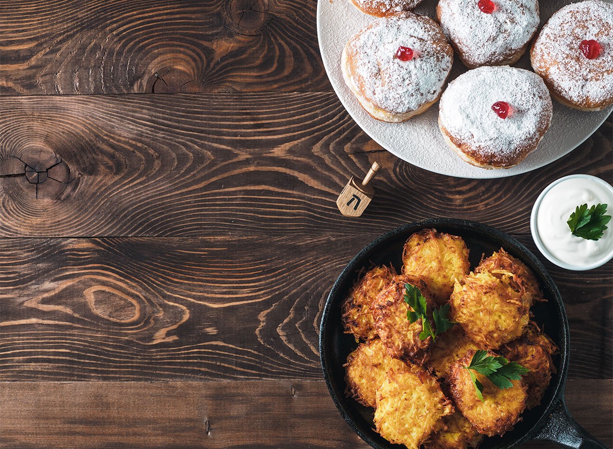 10 finest conventional Hanukkah meals