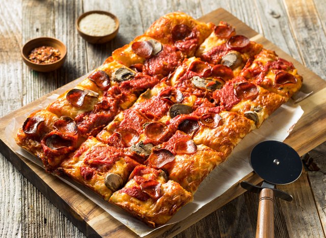 detroit-style pizza