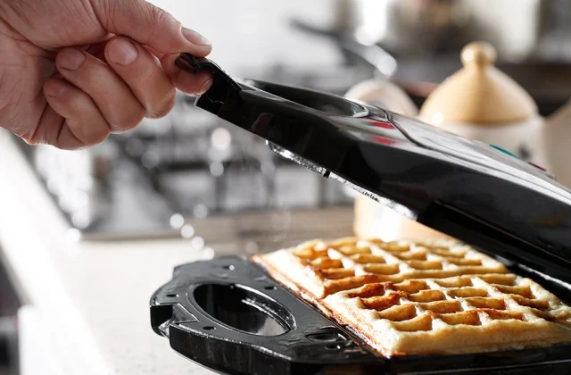 8 methods your breakfast makes you achieve weight, specialists say