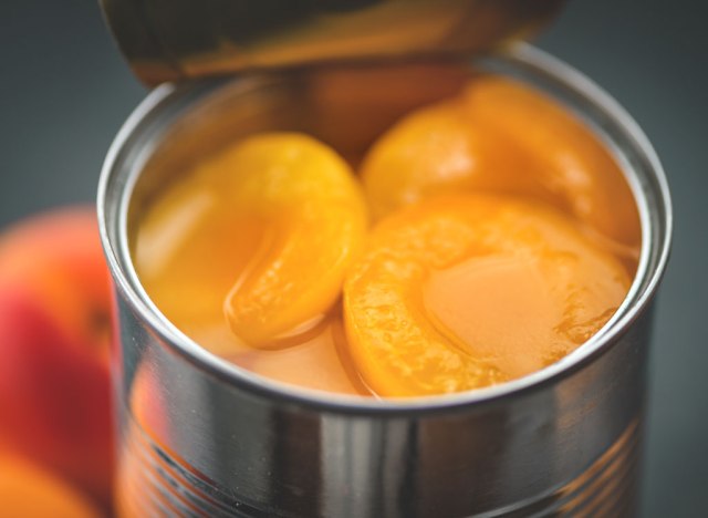 preserved fruit peaches