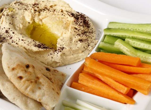 hummus vegetables