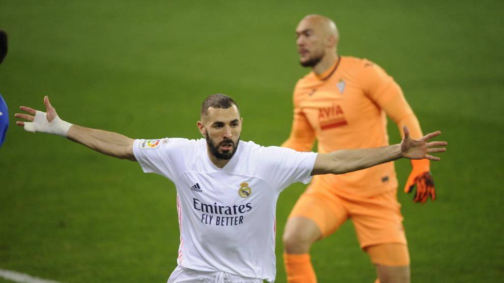 Karim Benzema ayaa loo magacaabay ciyaaryahanka sanadka ee La Liga