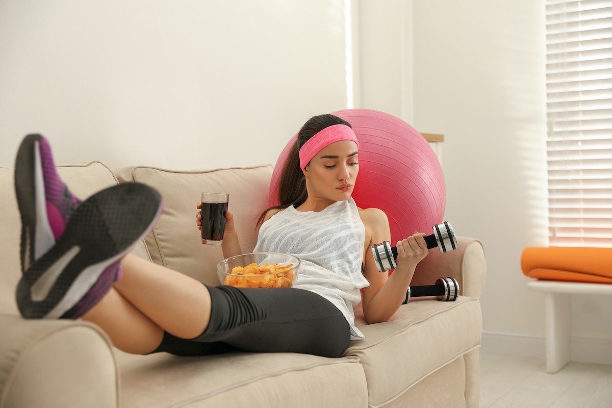 The Single Worst Time of Day to Drink a Soda, According to a Dietitian