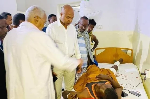 Bandow Gaalkacyo la geliyay & dhaawacyo laga soo qaadayo. –