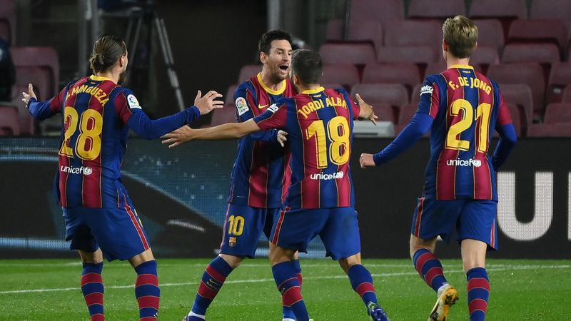 Barcelona ayaa Camp Nou ku garaacday kooxda hogaanka u haysa La Liga
