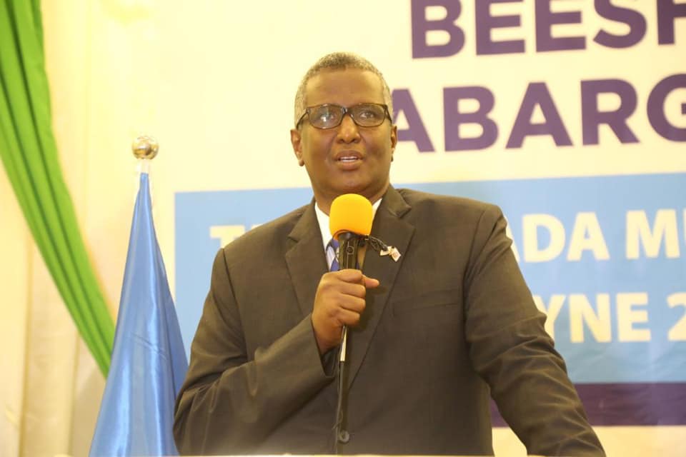 Cabdiraxmaan Cabdishakuur oo ka digay in Jubbaland dowladdu
