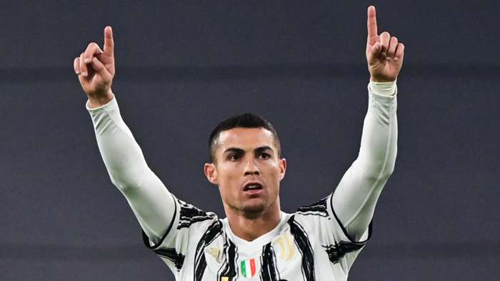 Cristiano Ronaldo Oo Xalay Sii Dheeraystay Rikoodhkiisa Gool