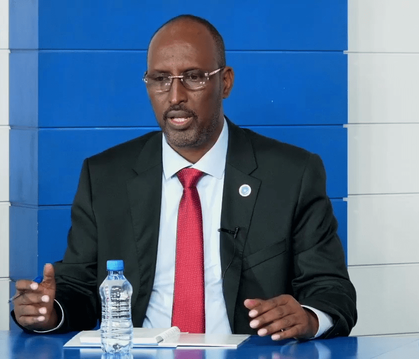 “Iyada oo la eegayo Xaaladda Amni ee dalka waa in la